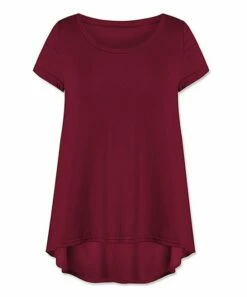 Brand new 🎉 UDEAR Burgundy Short-Sleeve Hi-Low Top - 👩 Women & Plus 🔔