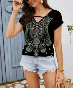 Budget 😍 UDEAR Green & Black Arabesque Strap-Accent V-Neck Top - 👩 Women & Plus 🧨
