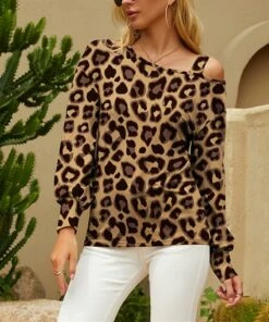 New ❤️ UDEAR Black & Light Coffee Leopard Long-Sleeve Top - 👩 Women 🎉