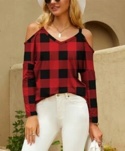 Best Pirce ✨ UDEAR Black & Red Plaid Cutout V-Neck Top - 👩 Women 👍
